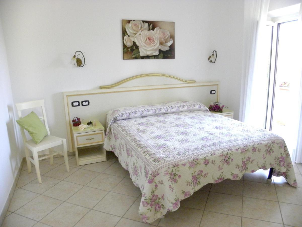 Comfortable Apartment In Maratea With Sea View 95 M² + Parking Esterno foto